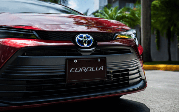 Corolla Sedán Hybrid - Imagen 8