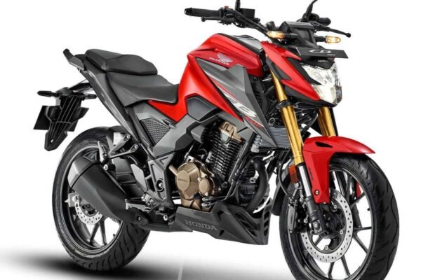 HONDA CB300F - Imagen 4