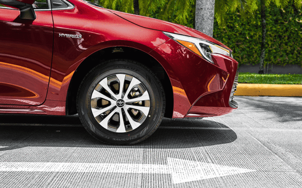 Corolla Sedán Hybrid - Imagen 4